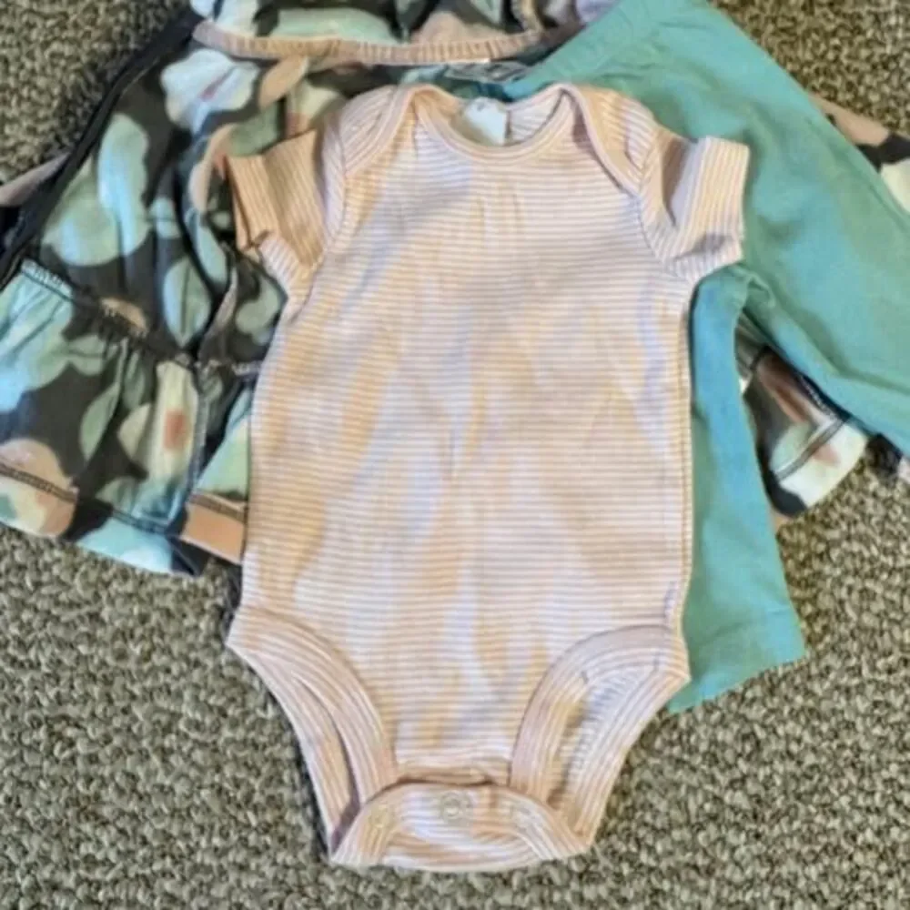 Carter's Baby Girl 3-Piece Set Floral Fleece Jacket Bodysuit Pants 3 Months